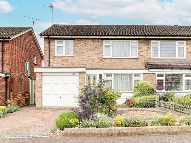 House for sale in Five Acres, Hertfordshire