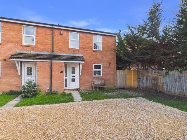 House for sale in Swindon, Golden Valley