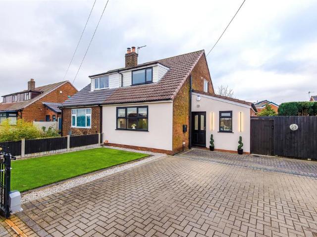 House for sale in New Springs, Wigan