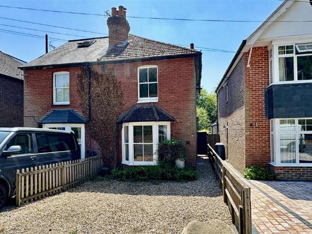 House for sale in Fole, Surrey