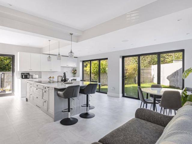 House for sale in Frognal, Greater London