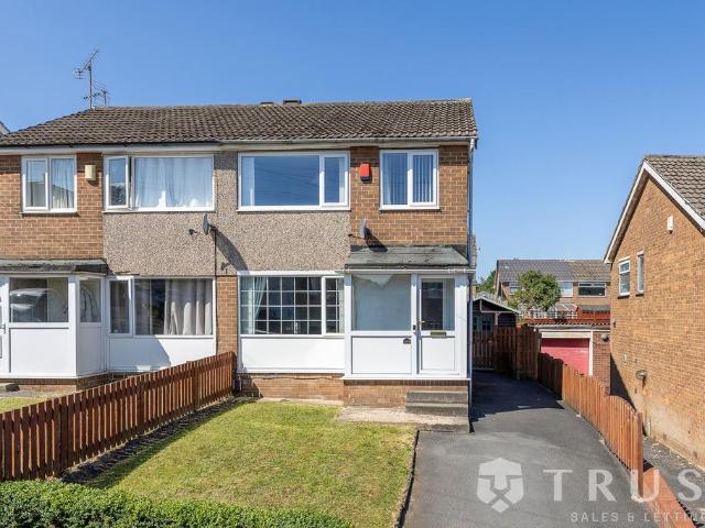 House for sale in Cleckheaton, West Yorkshire