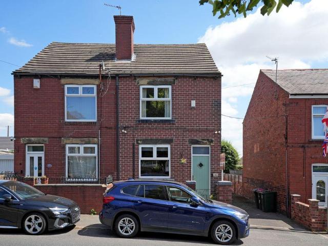 House for sale in Brampton Bierlow, West Melton