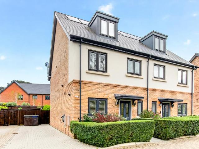 House for sale in Bracknell