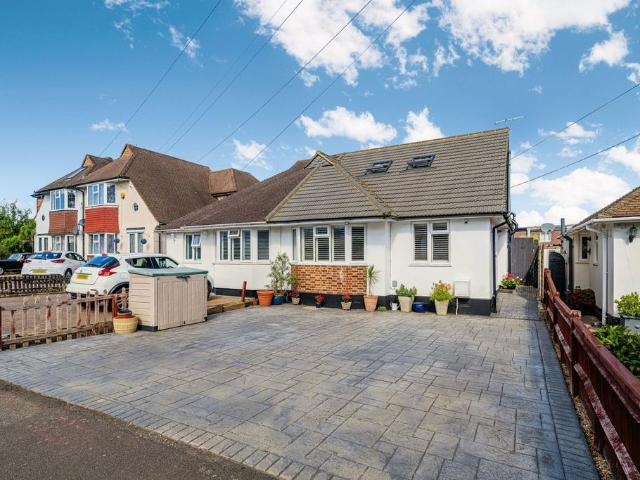 House for sale in West Ewell, Ewell