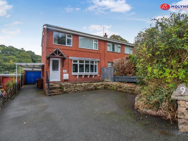 House for sale in Hope, Caergwrle