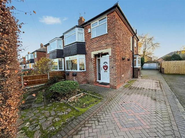 House for sale in Broadheath, Trafford Park