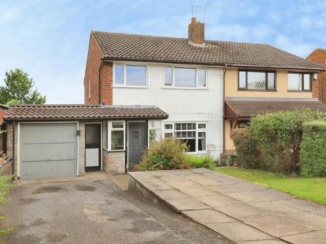 House for sale in Landywood, Great Chatwell
