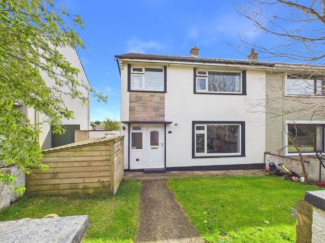 House for sale in Trefin, Wales