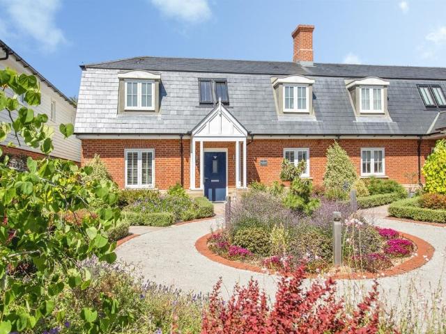 House for sale in Fordham Heath, Essex
