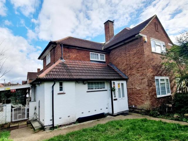 House for sale in London Borough of Hounslow, Feltham