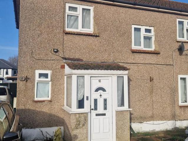House for sale in Tilbury, Essex