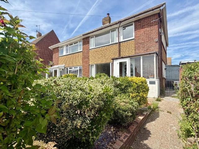 House for sale in Pebsham, Heathlands