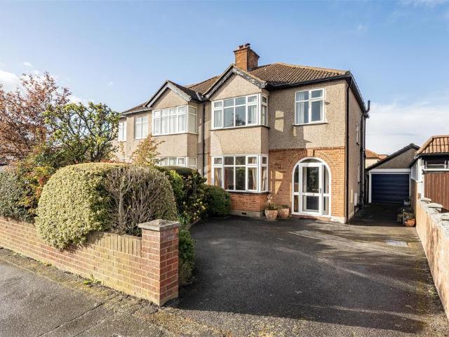House for sale in Tolworth, Greater London
