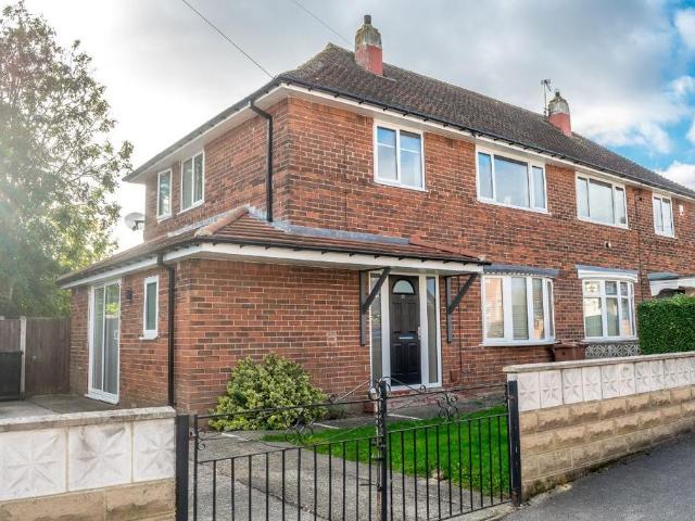 House for sale in Robin Hood, Leeds