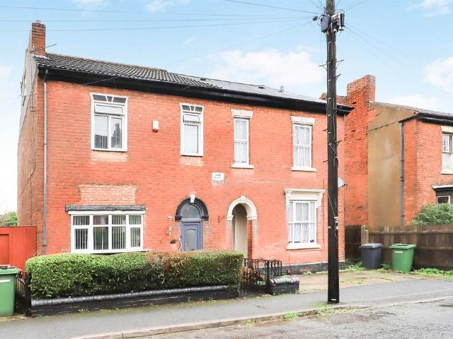 House for sale in Goldthorn Hill, Penn