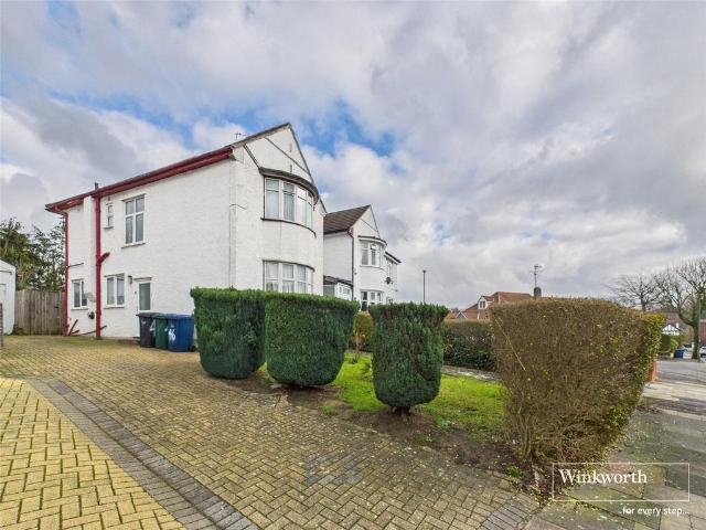 House for sale in Hendon, Greater London