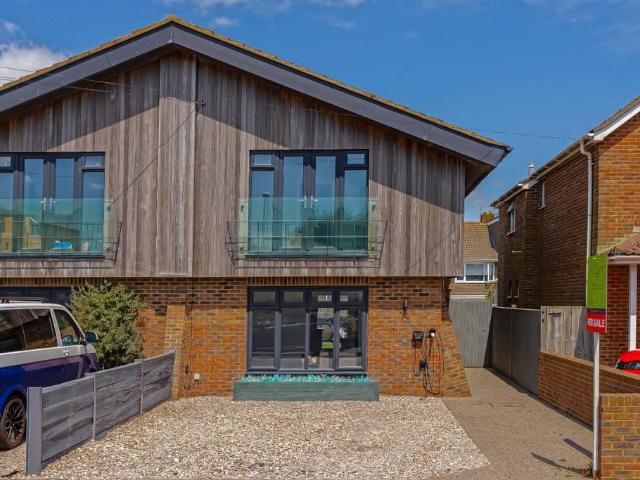 House for sale in Fishersgate, West Sussex