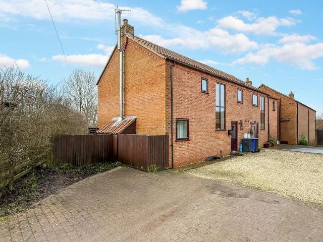 House for sale in Ingleby, Lincolnshire