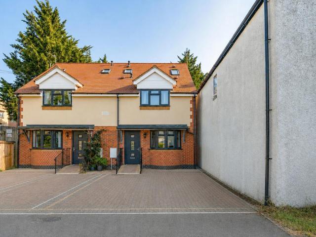 House for sale in The Slade, Oxfordshire