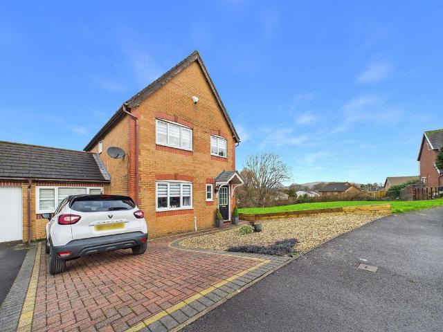 House for sale in Aberdulais, Wales