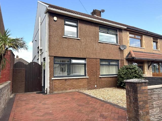House for sale in Sandfields East, Aberavon