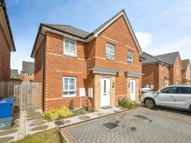House for sale in Hatfield, South Yorkshire