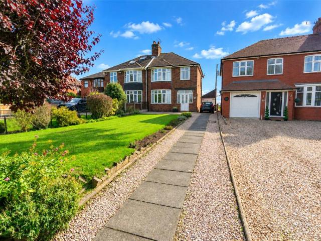 House for sale in Clive, Winsford