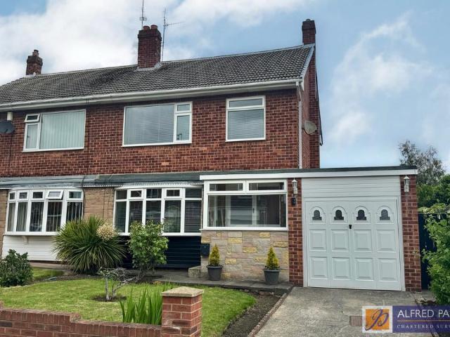 House for sale in Elstob Farm Estate, Tyne And Wear