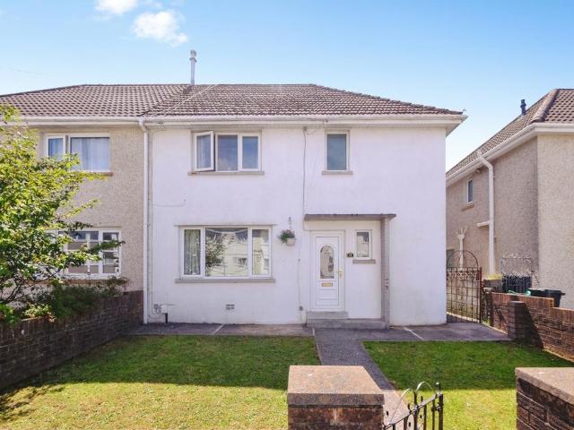 House for sale in Cimla, Neath