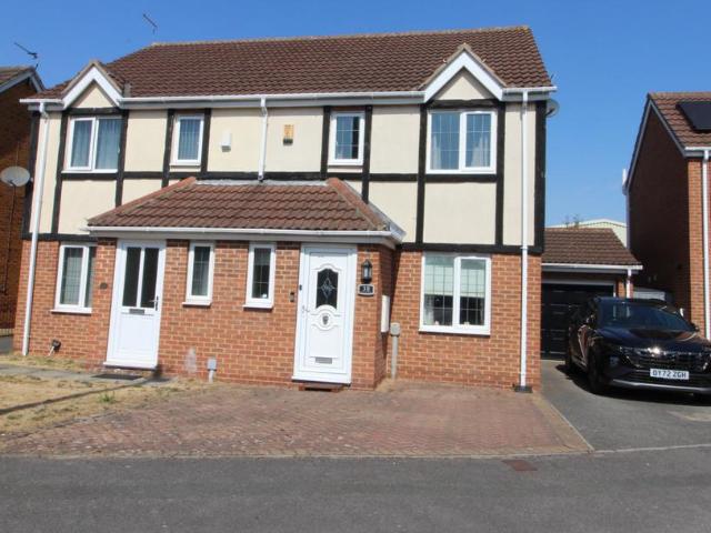 House for sale in Anlaby Park, Hull