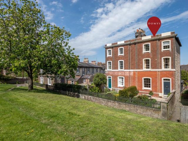 House for sale in Fordington