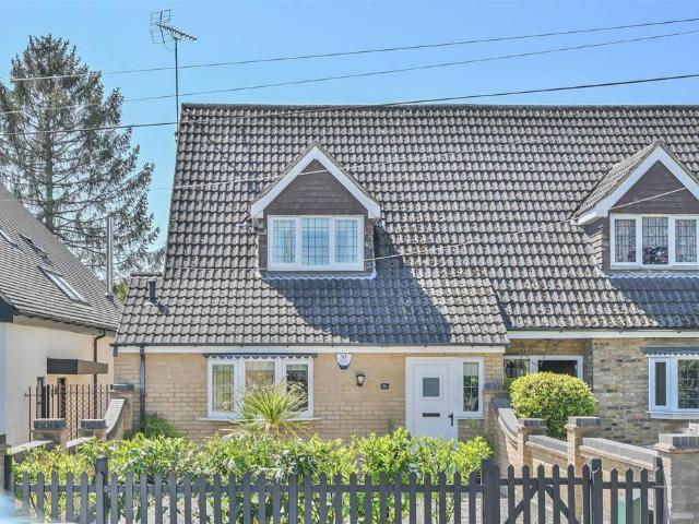 House for sale in Navestock Side, Essex
