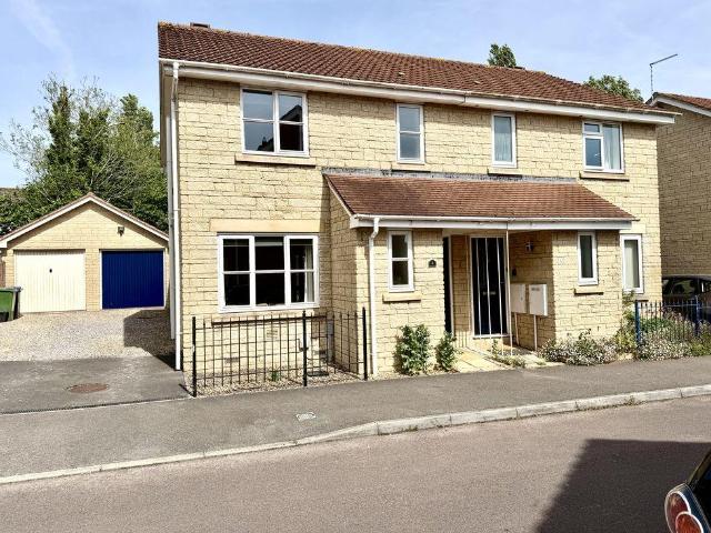 House for sale in Calne