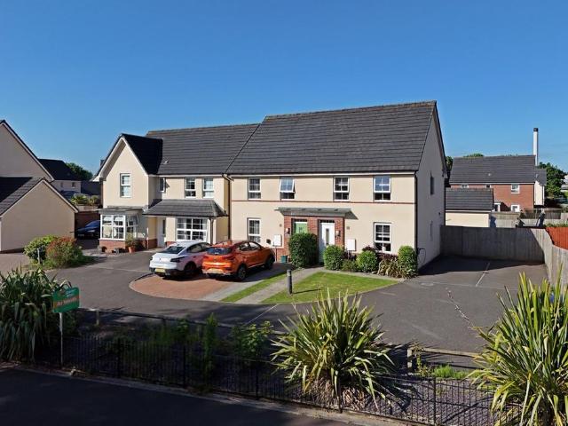 House for sale in Ynysmaerdy, Talbot Green