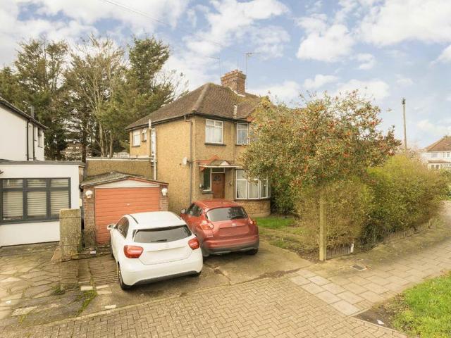 House for sale in Lane, Greater London