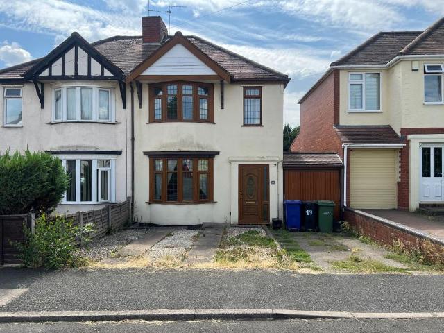 House for sale in Stourbridge, West Midlands