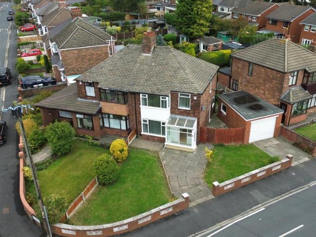 House for sale in Holt, St Helens
