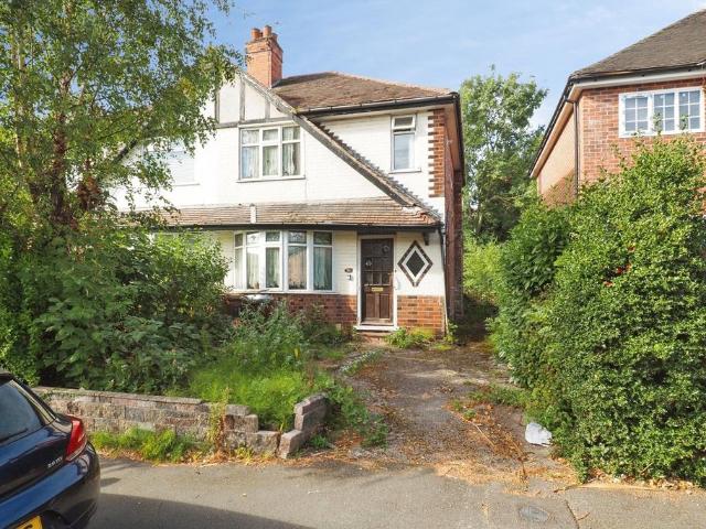 House for sale in Wollaton, City of Nottingham