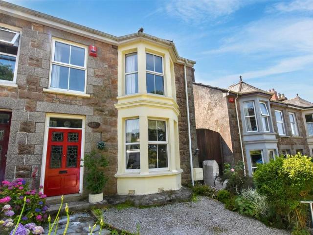 House for sale in Mount Ambrose, Cornwall