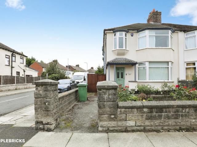 House for sale in Calderstones