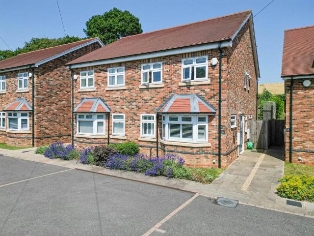 House for sale in Berrick Salome, Oxfordshire