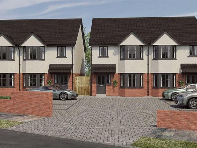 House for sale in Aveley, Essex