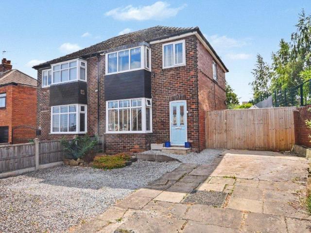 House for sale in Ossett, West Yorkshire