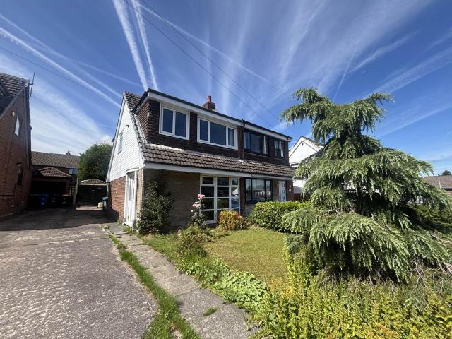 House for sale in Chadderton Fold, Pendock