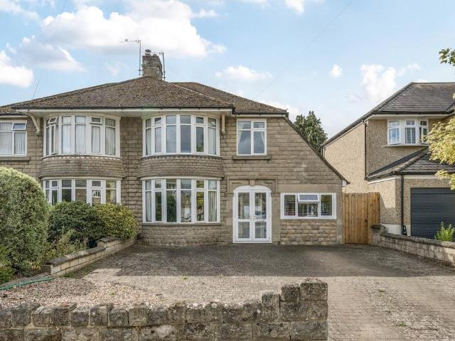 House for sale in Lakeside, Rodbourne