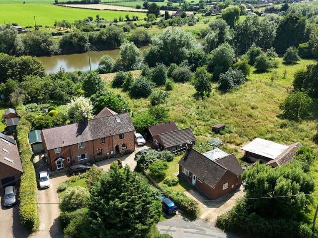 House for sale in Pamington, Gloucestershire