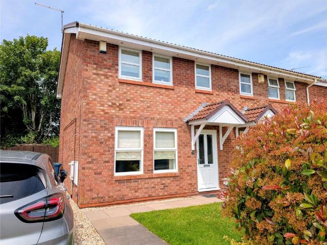 House for sale in Baswich, Staffordshire