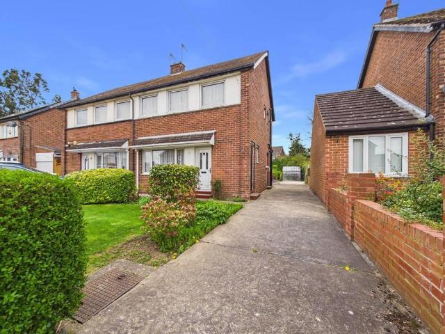 House for sale in Pontefract, West Yorkshire