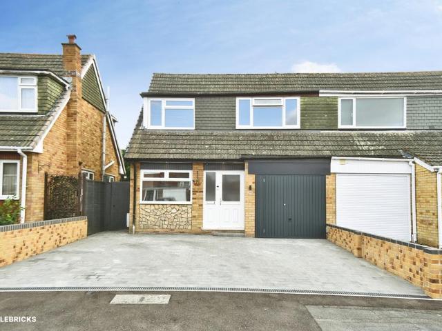 House for sale in Kingsdown, Swindon